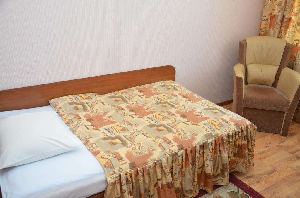 Belarus Hotel Brest Room photo