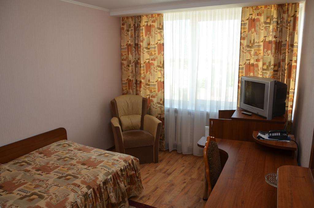 Belarus Hotel Brest Room photo